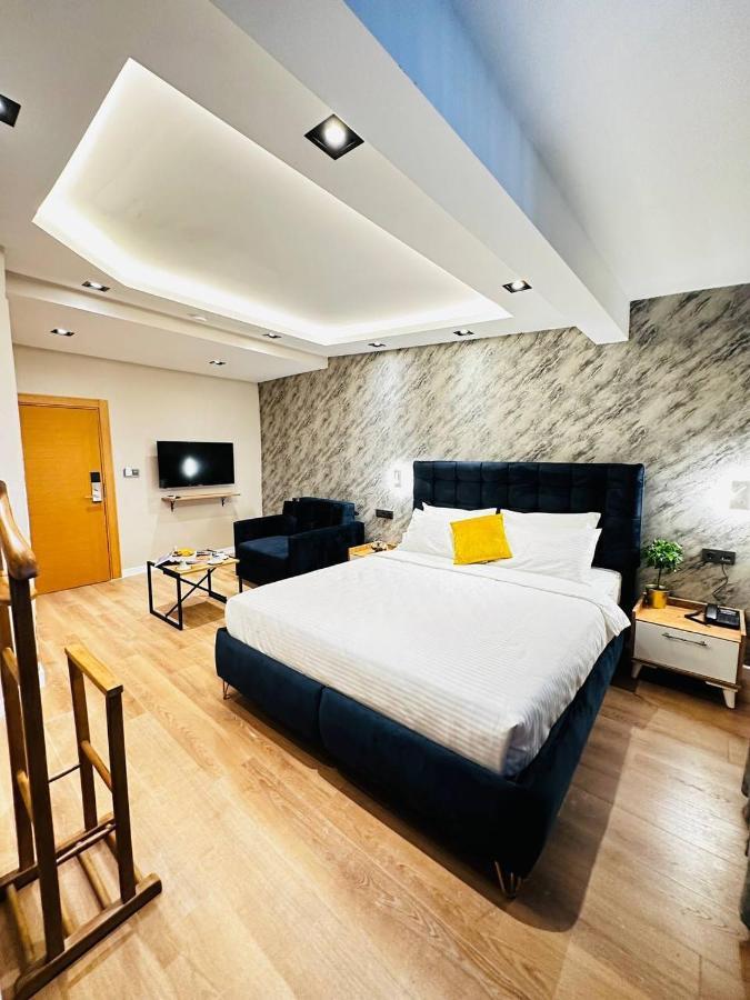 Rexee Hotel อิสตันบูล ภายนอก รูปภาพ